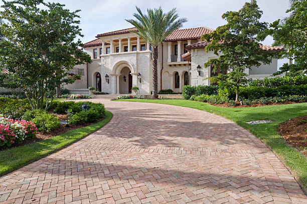 Best Driveway Pavers Near Me  in Chatsworth, IL
